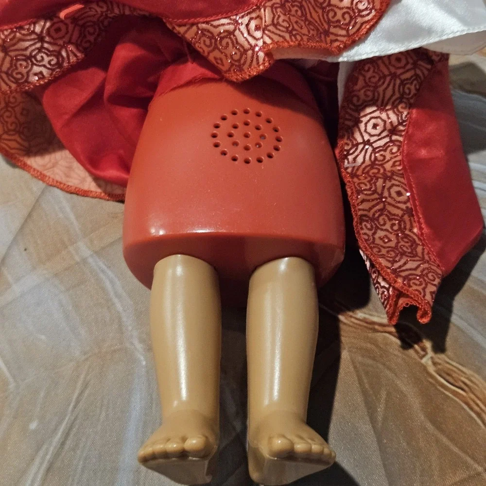 Disney Elena of Avalor Action Adventure Singing Twirling Doll Tested Working 15
